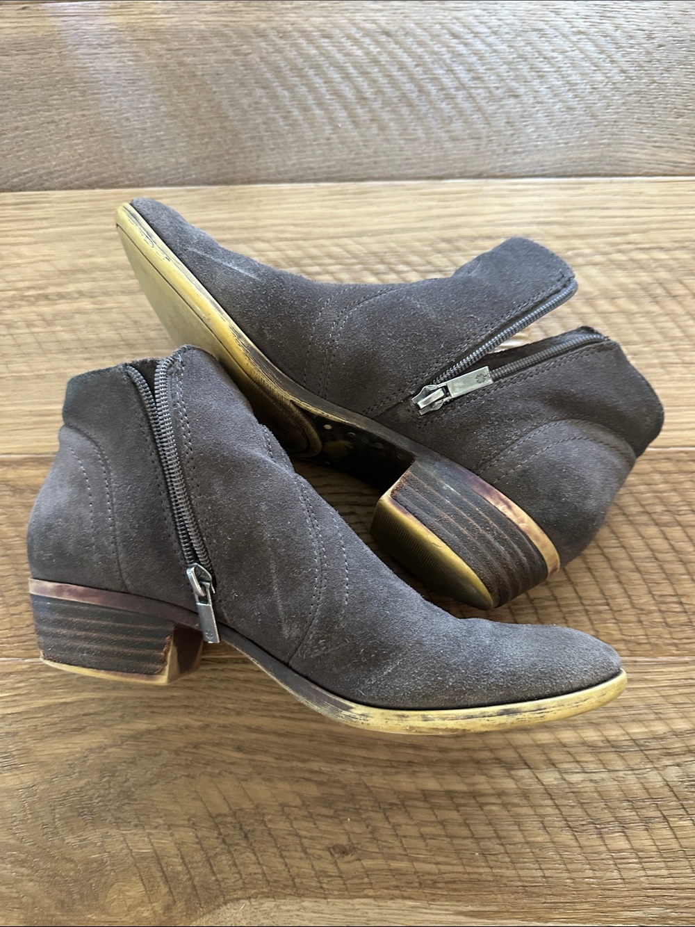 Lucky Brand Suede Ankle Boots!